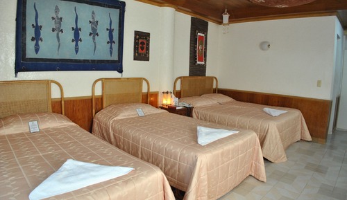 Quadruple Room ( 2F )