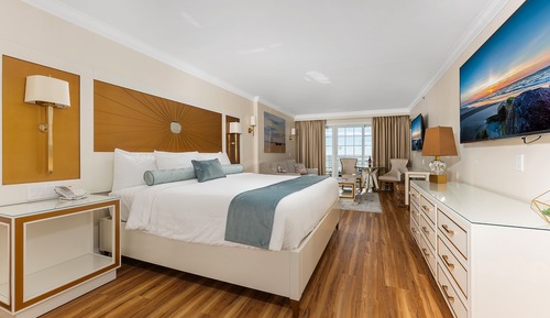 Premium Room, 1 King Bed with Sofa bed (Direct Ocean View)