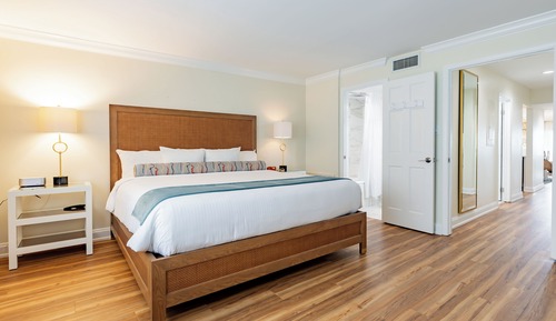 Penthouse, Ocean View (Offsite Condo P41)