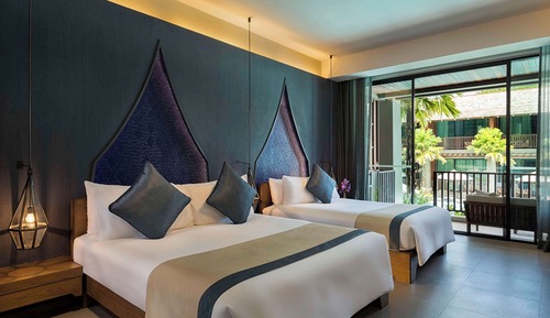 Deluxe Family Room, 1 King Bed & 1 Queen Bed