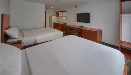 Suite, 2 Queen Beds