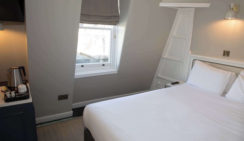 Traditional Room (INDIVIDUAL)