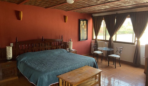 Standard Room, 1 King Bed