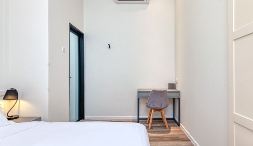 Wesley Suite