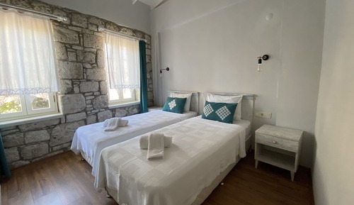 Deluxe Room, City View