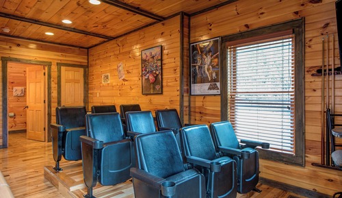 Studio (5 Bedrooms)