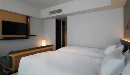 Corner Deluxe Twin room, Non Smoking (28 square meters)