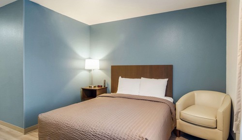 Queen Suite Accessible