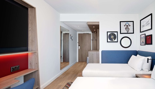 Room, 1 Queen Bed with Sofa bed