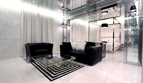 Room (Royal Suite A (Netflix Tiving Watcha )