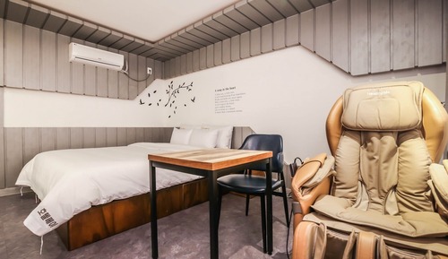 Room (Massage chair (natural hot spring wat)