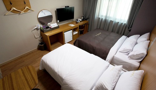 Room (Twin Room)
