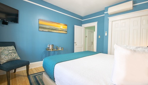 Standard Studio, 1 Queen Bed