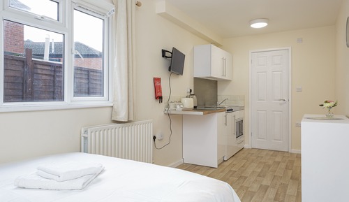 Studio, Ensuite (Flat 2)