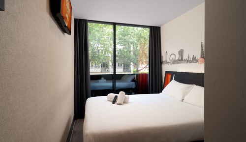 Double Room with Window
