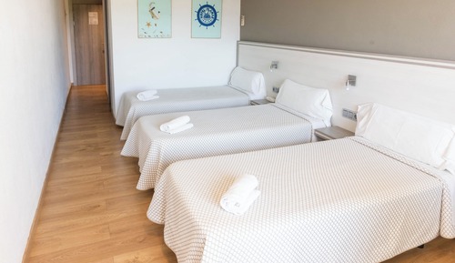 Triple Room, Terrace (2 adults + 1 child)