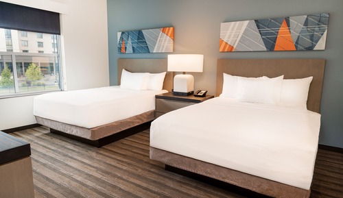 Studio Suite (2 Queen Beds with Sofa Bed)