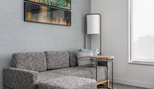 Studio, 1 King Bed with Sofa bed (Mobility Accessible, Tub)