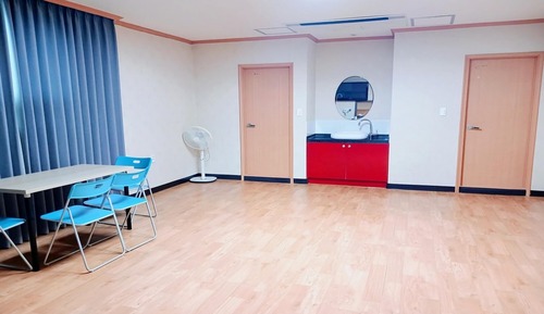 Room (Suite Room Korean Style Ondel Room Ro)