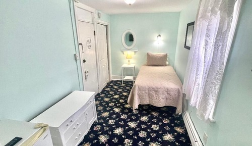 Standard Single Room