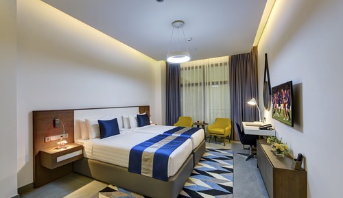 Deluxe Studio, 1 King Bed