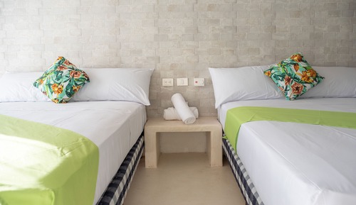 Deluxe Studio Suite, 2 Queen Beds, Balcony