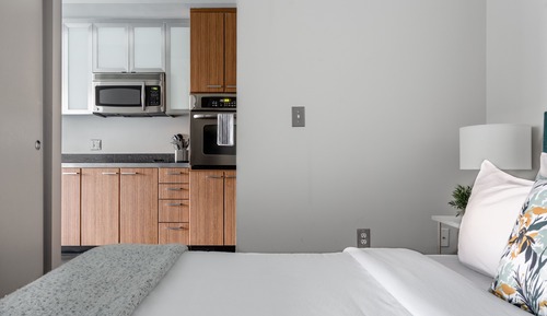 Studio, 1 Queen Bed