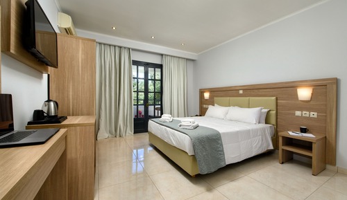 Family Quadruple Room