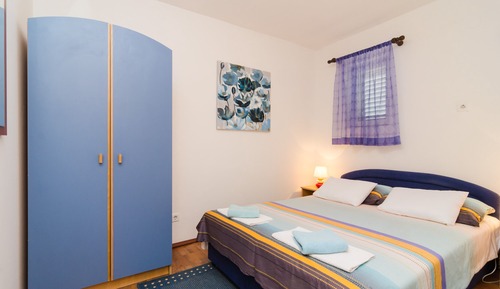 Apartment (One Bedroom Apartment with Terrace)
