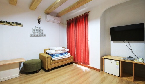 Room (On-dol)