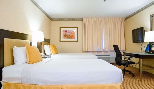 Standard Suite, 2 Queen Beds, Non Smoking, Refrigerator & Microwave