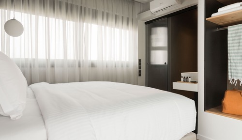 Penthouse Suite