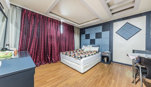 Room (Standard room)