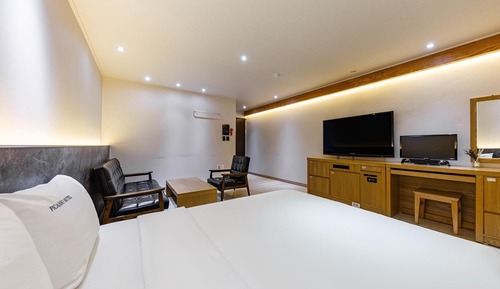 Room (VIP B (Spa Bathtub OTT))