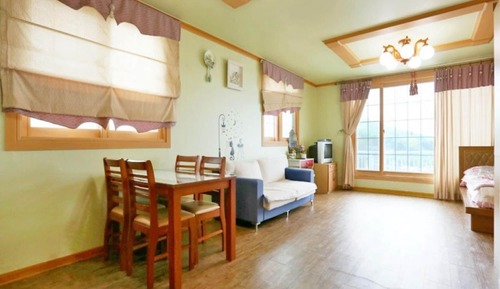 Room (Lighthouse)