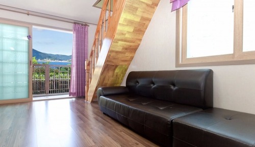 Room (B3 (Duplex))