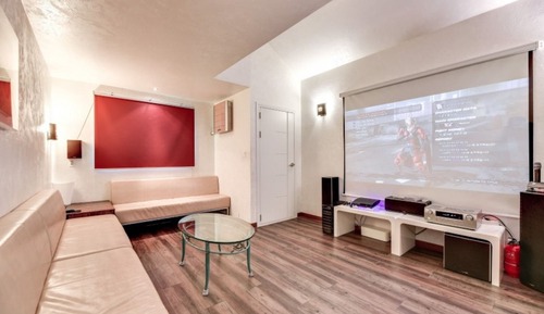 Room (Sunny Forest (Unshared House Duplex))