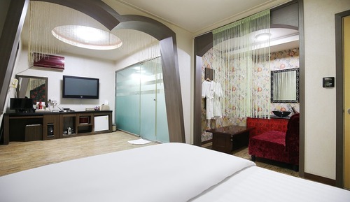 Room (Special Room)