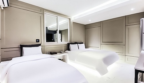 Room (Twin (OTT Styler))
