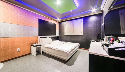Room (Special Room)