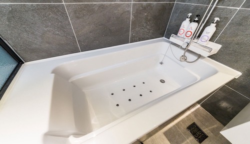 Room (Premium (1 person spa + Massage Chair)