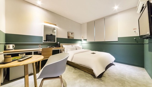 Room (STANDARD)