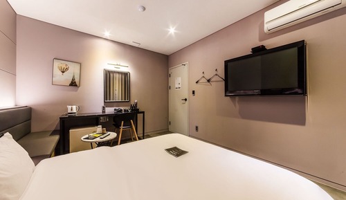 Room (VIP)