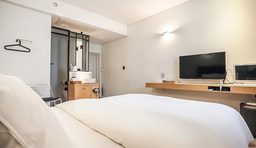 Room (Standard room)