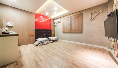 Room (On-dol)
