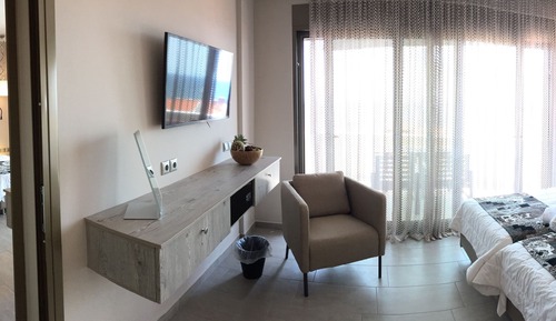 Executive Studio
