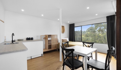 Family 1 Room (Sleeps 4) - 2 Queen Beds - Ocean View - Accessible