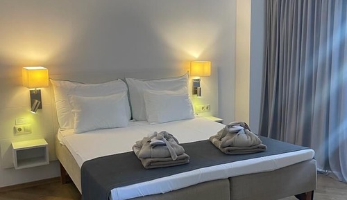 Classic Double Room, Balcony, City View