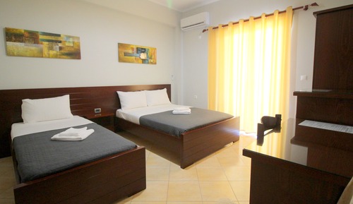 Triple Room With Balcony