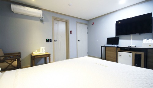 Room (General room (hot water mat room insp)